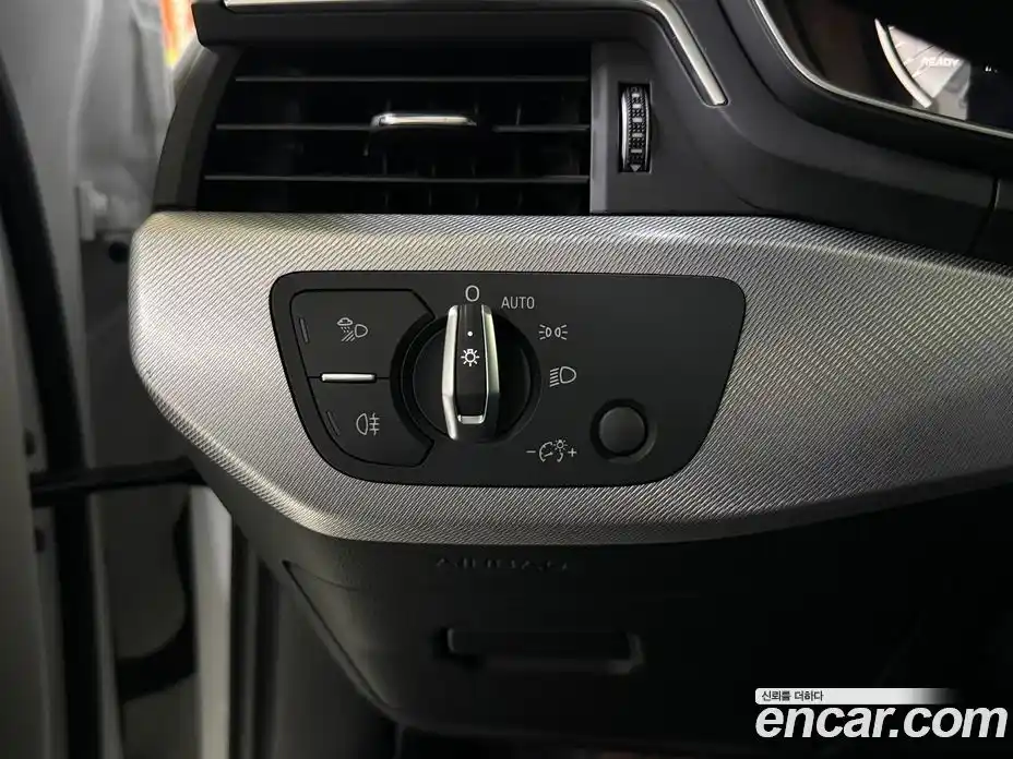 Audi A4 2021 2.0 Автомат в Москве № 161936, фото 13