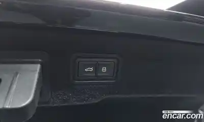 Audi A8 2023 3.0 Автомат в Москве № 162406, миниатюра 5