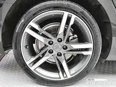 Audi A4 2019 2.0 Автомат в Москве № 162632, миниатюра 8