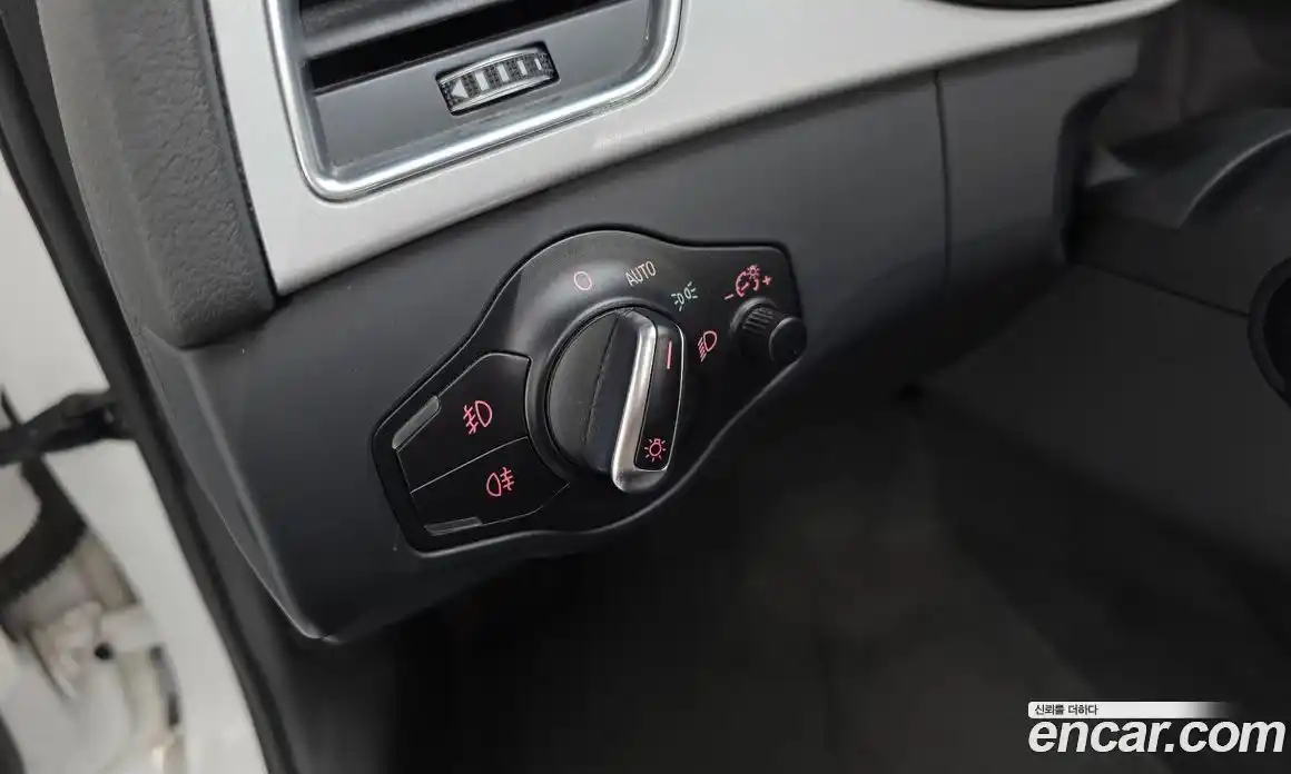 Audi A4 2015 2.0 Автомат в Москве № 163401, фото 12