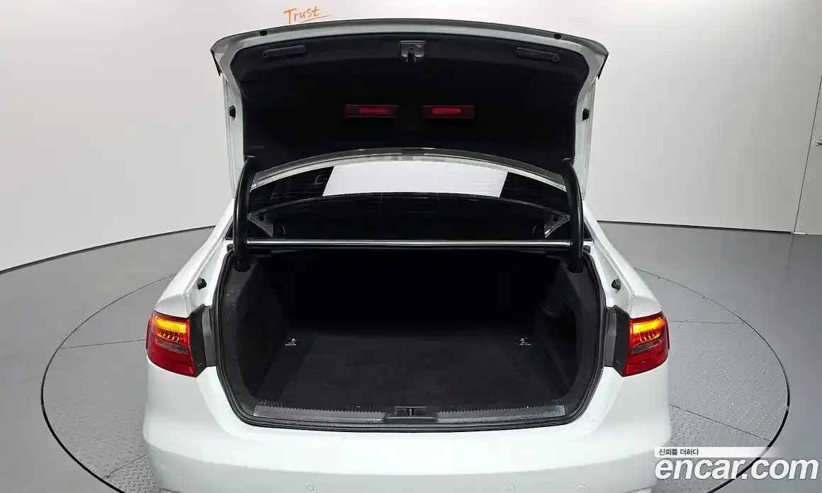 Audi A4 2014 2.0 Автомат в Москве № 163702, фото 20