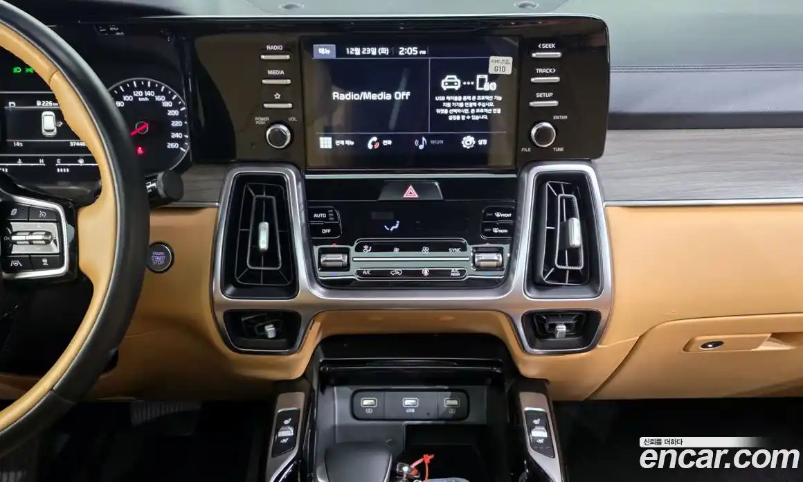 Kia Sorento 2021 2.2 Автомат в Москве № 16405, фото 12