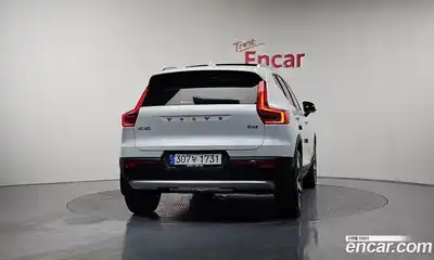 Volvo XC40 2024 2.0 Автомат в Москве № 164320, миниатюра 3