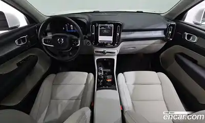 Volvo XC40 2024 2.0 Автомат в Москве № 164320, миниатюра 6