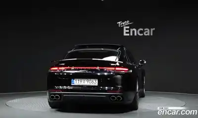 Porsche Panamera, 2021