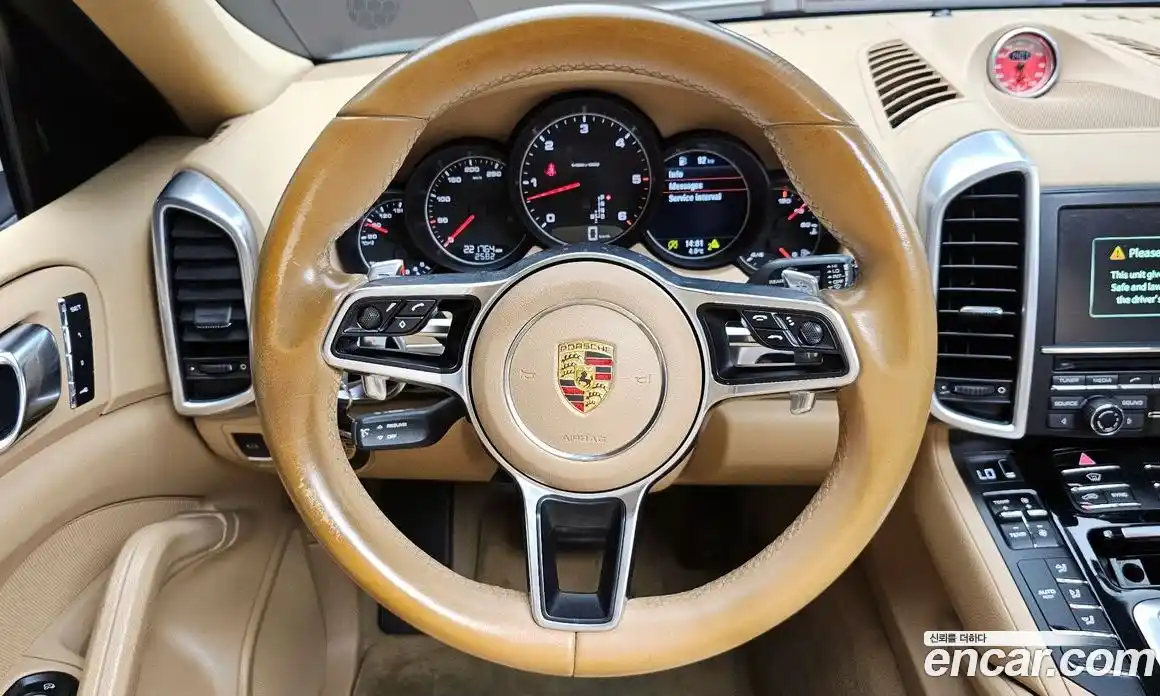 Porsche Cayenne 2016 3.0 Автомат в Москве № 165707, фото 13