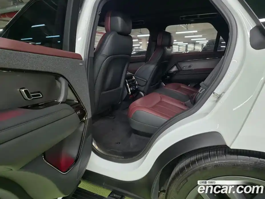 Land Rover Range-Rover Sport 2023 3.0 Автомат в Москве № 166253, фото 13