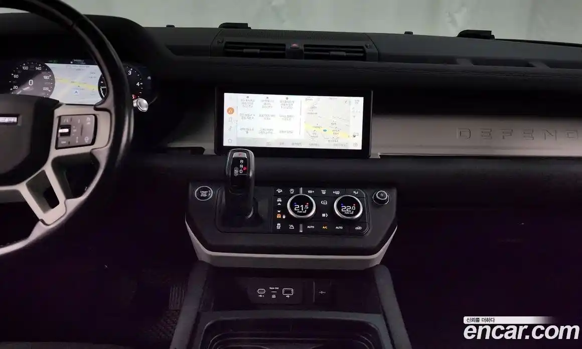 Land Rover Defender 2020 2.0 Автомат в Москве № 166395, фото 14