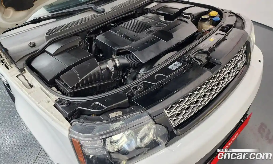 Land Rover Range-Rover Sport 2013 5.0 Автомат в Москве № 166463, фото 6