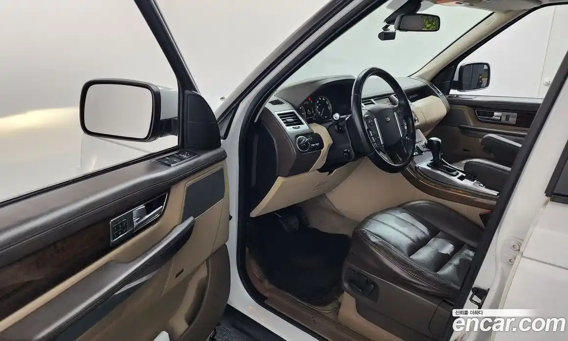 Land Rover Range-Rover Sport 2013 5.0 Автомат в Москве № 166463, фото 10