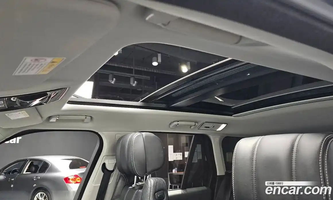 Land Rover Range-Rover 2016 4.4 Автомат в Москве № 166600, фото 15