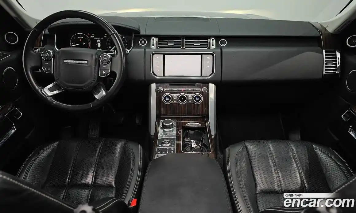 Land Rover Range-Rover 2016 4.4 Автомат в Москве № 166600, фото 18