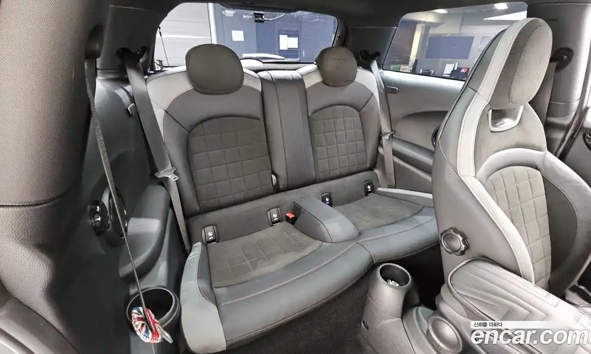 Mini Cooper 2023 2.0 Автомат в Москве № 166995, фото 18