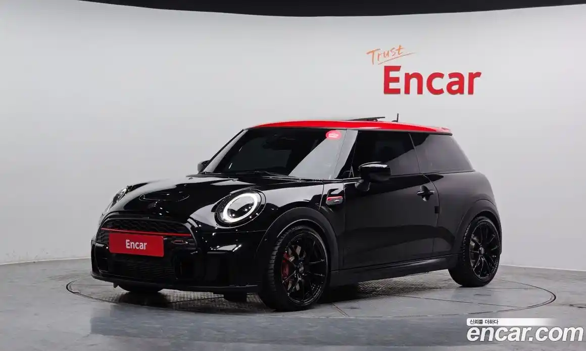 Mini Cooper 2023 2.0 Автомат в Москве № 166995, фото 19