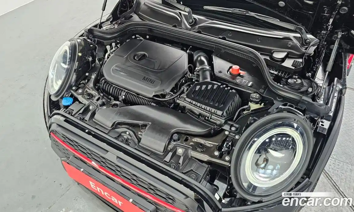 Mini Cooper 2023 2.0 Автомат в Москве № 166995, фото 3