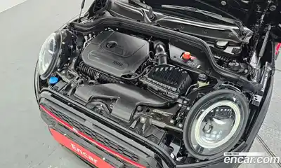 Mini Cooper 2023 2.0 Автомат в Москве № 166995, миниатюра 3