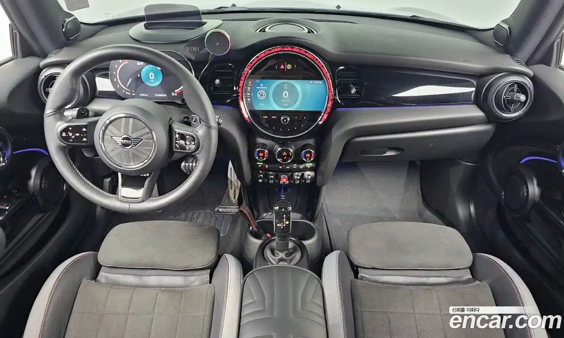 Mini Cooper 2023 2.0 Автомат в Москве № 166995, фото 4