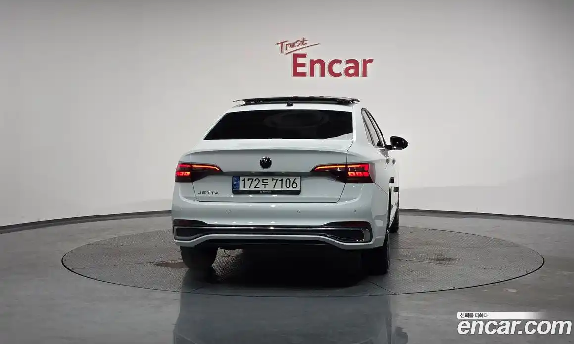 Volkswagen Jetta 2023 1.5 Автомат в Москве № 168405, фото 18