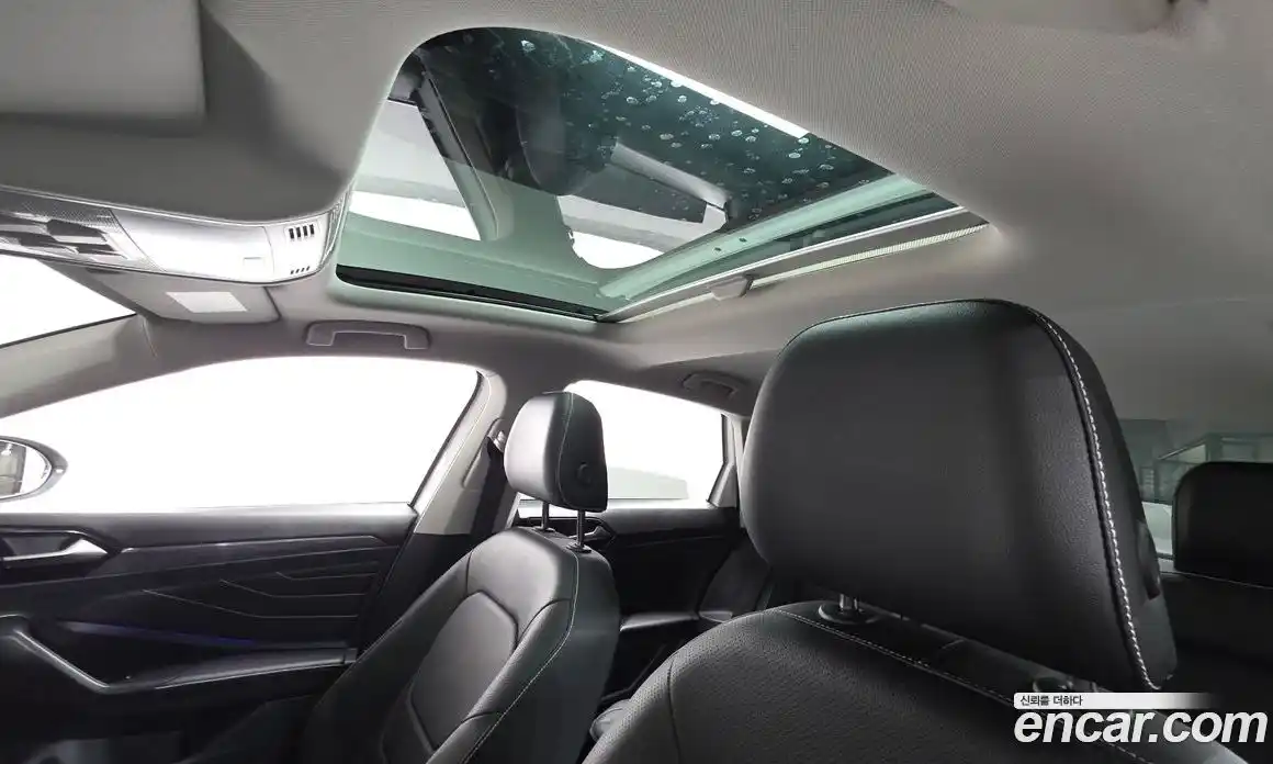 Volkswagen Jetta 2023 1.5 Автомат в Москве № 168405, фото 10