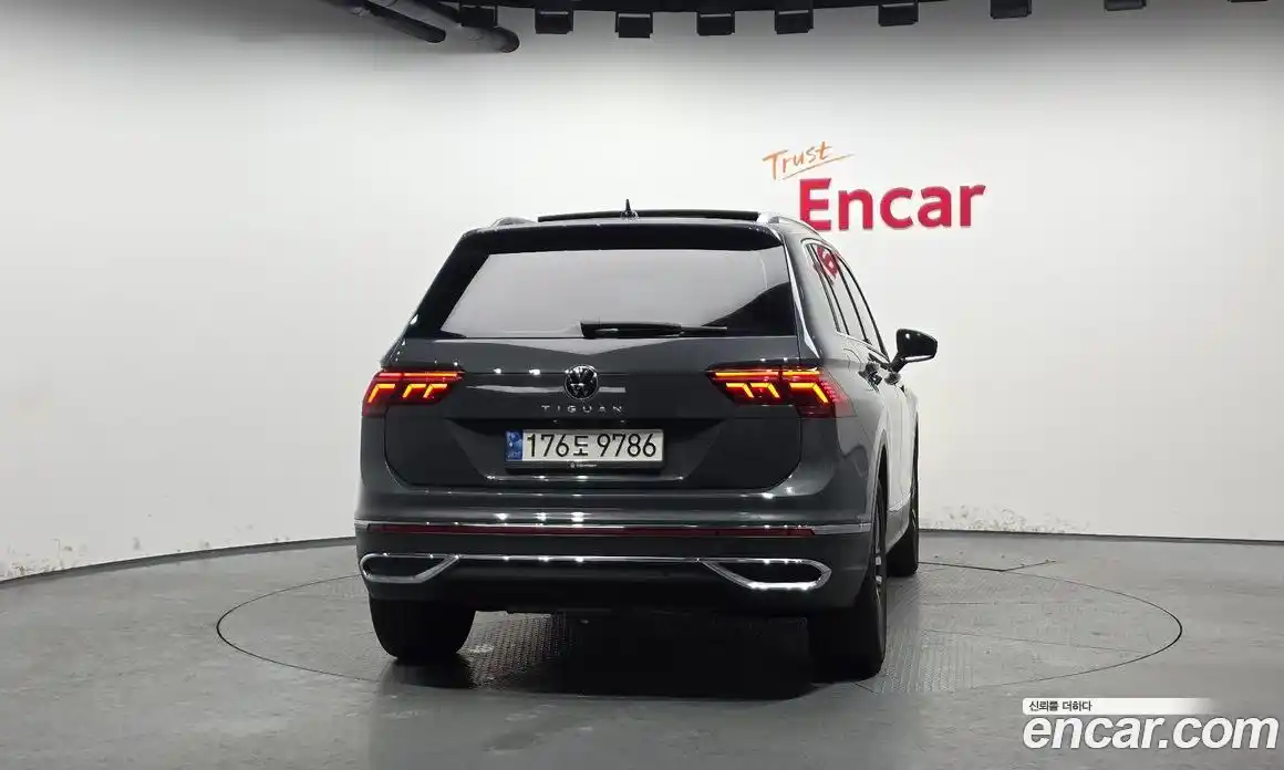 Volkswagen Tiguan 2022 2.0 Автомат в Москве № 168673, фото 16