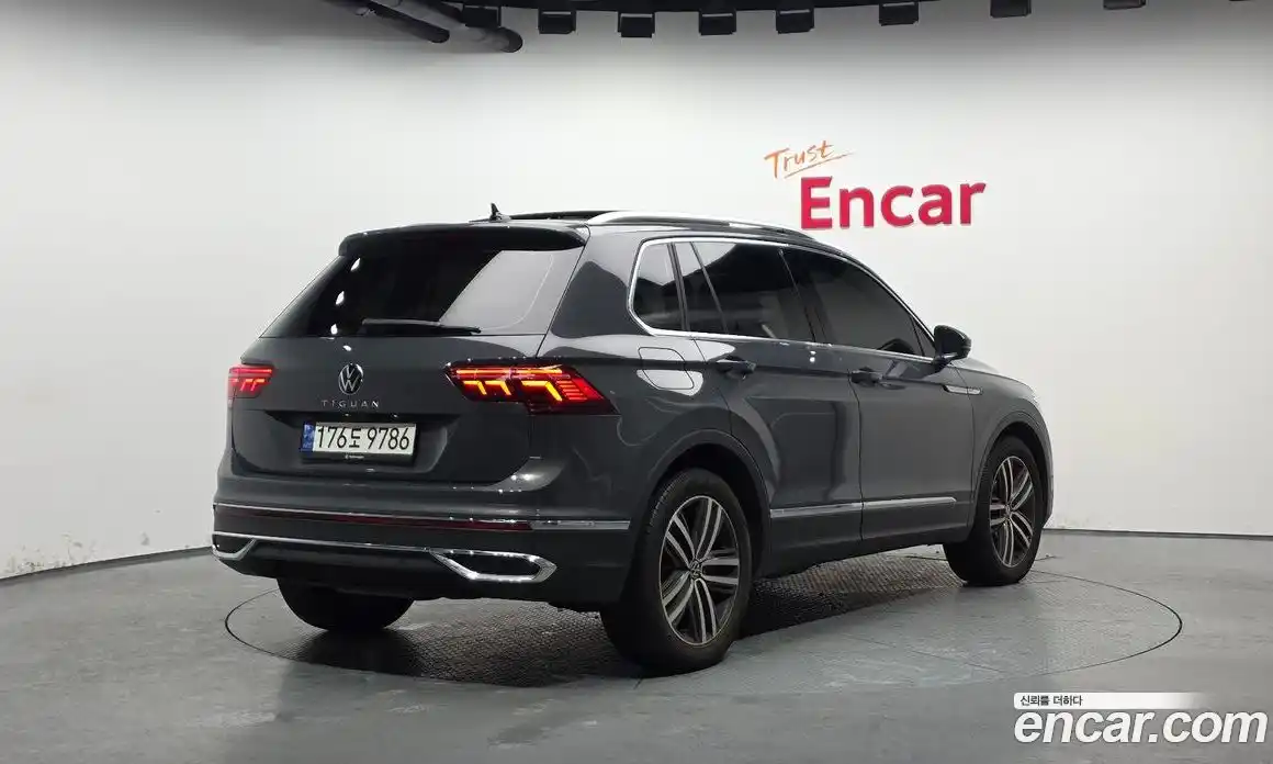 Volkswagen Tiguan 2022 2.0 Автомат в Москве № 168673, фото 19