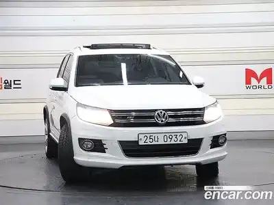 Volkswagen Tiguan 2015 2.0 Автомат в Москве № 169220, миниатюра 2
