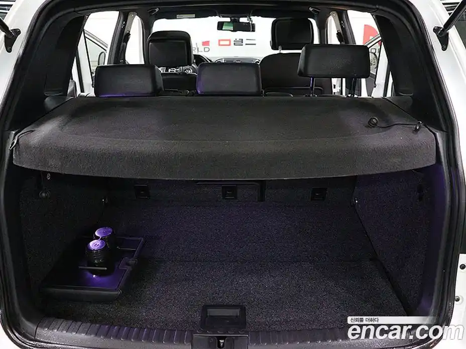 Volkswagen Tiguan 2015 2.0 Автомат в Москве № 169220, фото 5