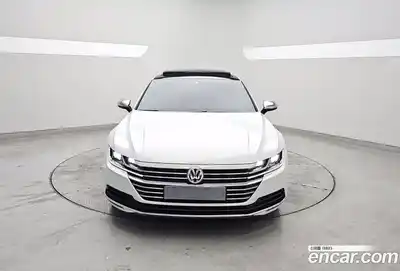 Volkswagen Arteon 2019 2.0 Автомат в Москве № 169237, миниатюра 3