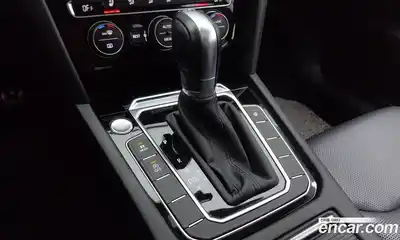 Volkswagen Arteon 2019 2.0 Автомат в Москве № 169237, миниатюра 9