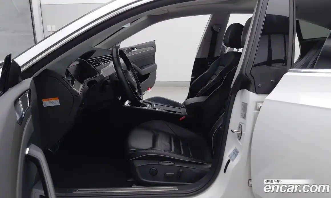 Volkswagen Arteon 2019 2.0 Автомат в Москве № 169237, фото 10