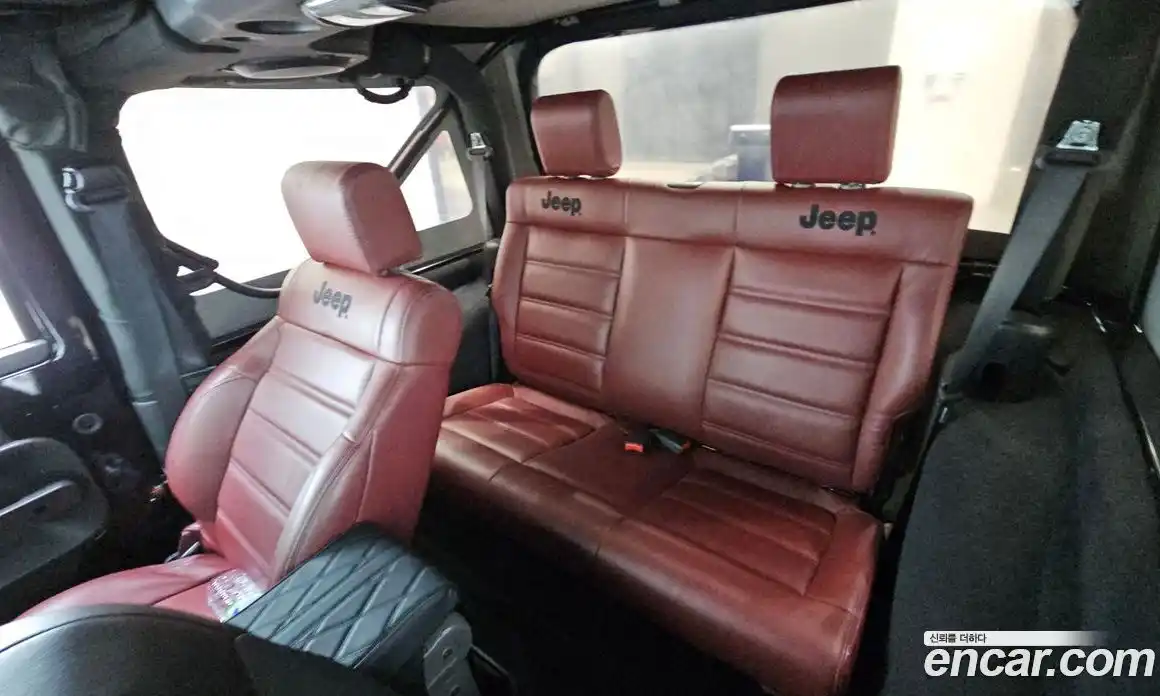 Jeep Wrangler 2010 2.8 Автомат в Москве № 169311, фото 18