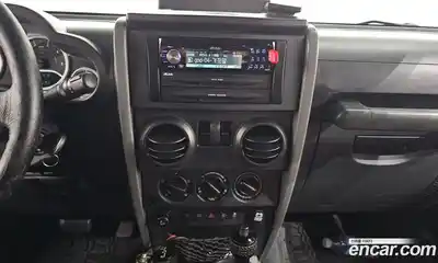 Jeep Wrangler 2010 2.8 Автомат в Москве № 169311, миниатюра 10