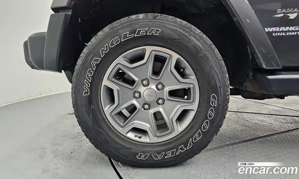 Jeep Wrangler 2016 3.6 Автомат в Москве № 169830, фото 17