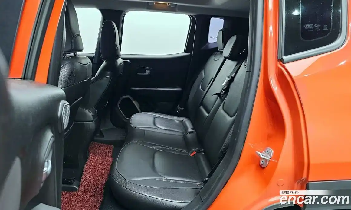 Jeep Renegade 2015 2.0 Автомат в Москве № 170020, фото 19