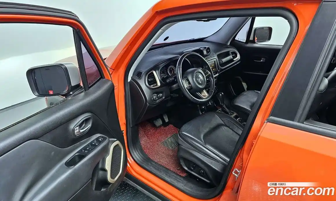 Jeep Renegade 2015 2.0 Автомат в Москве № 170020, фото 20