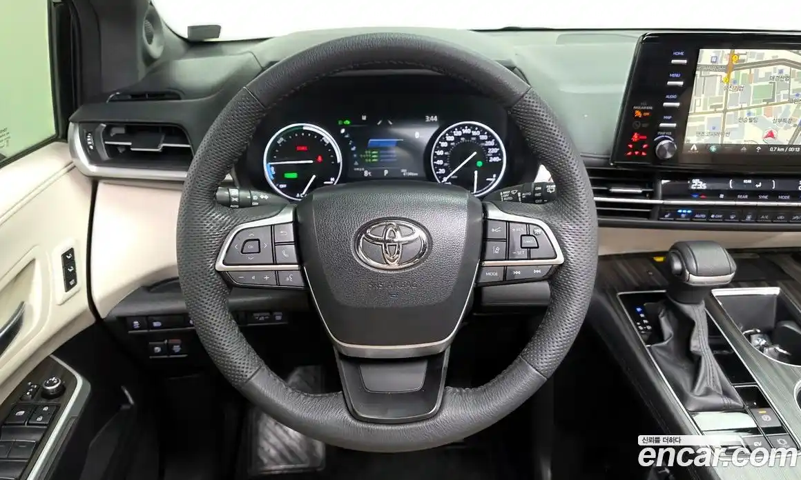 Toyota Sienna 2024 2.5 Автомат в Москве № 170207, фото 20