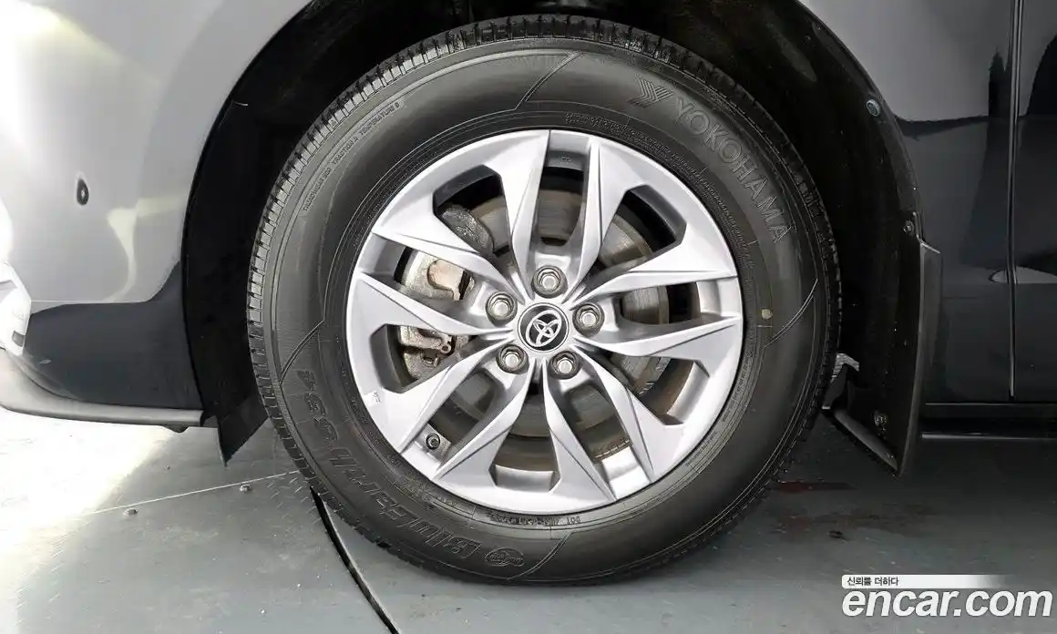 Toyota Sienna 2024 2.5 Автомат в Москве № 170207, фото 7