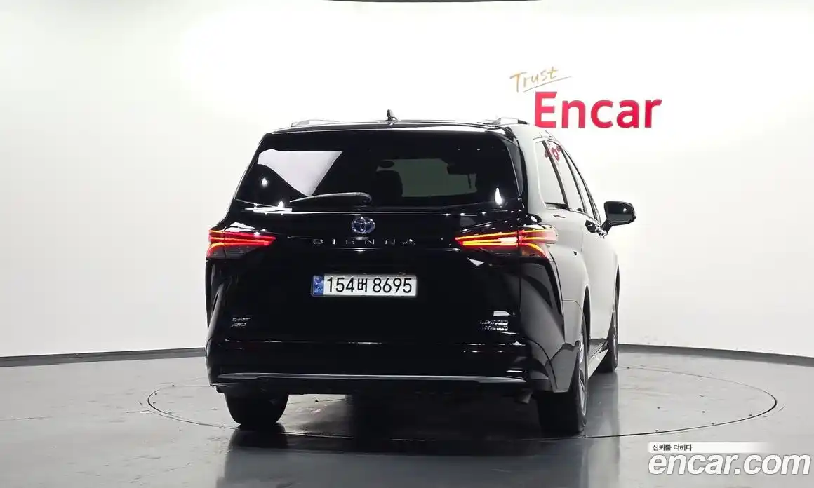 Toyota Sienna 2024 2.5 Автомат в Москве № 170207, фото 10