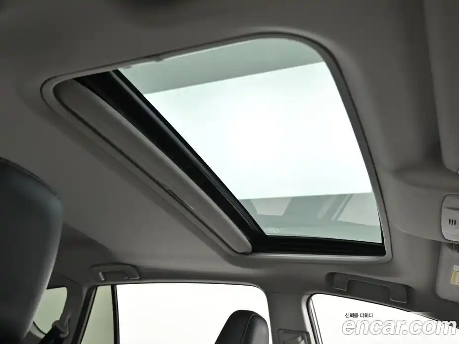 Toyota RAV4 2014 2.5 Автомат в Москве № 170341, фото 18