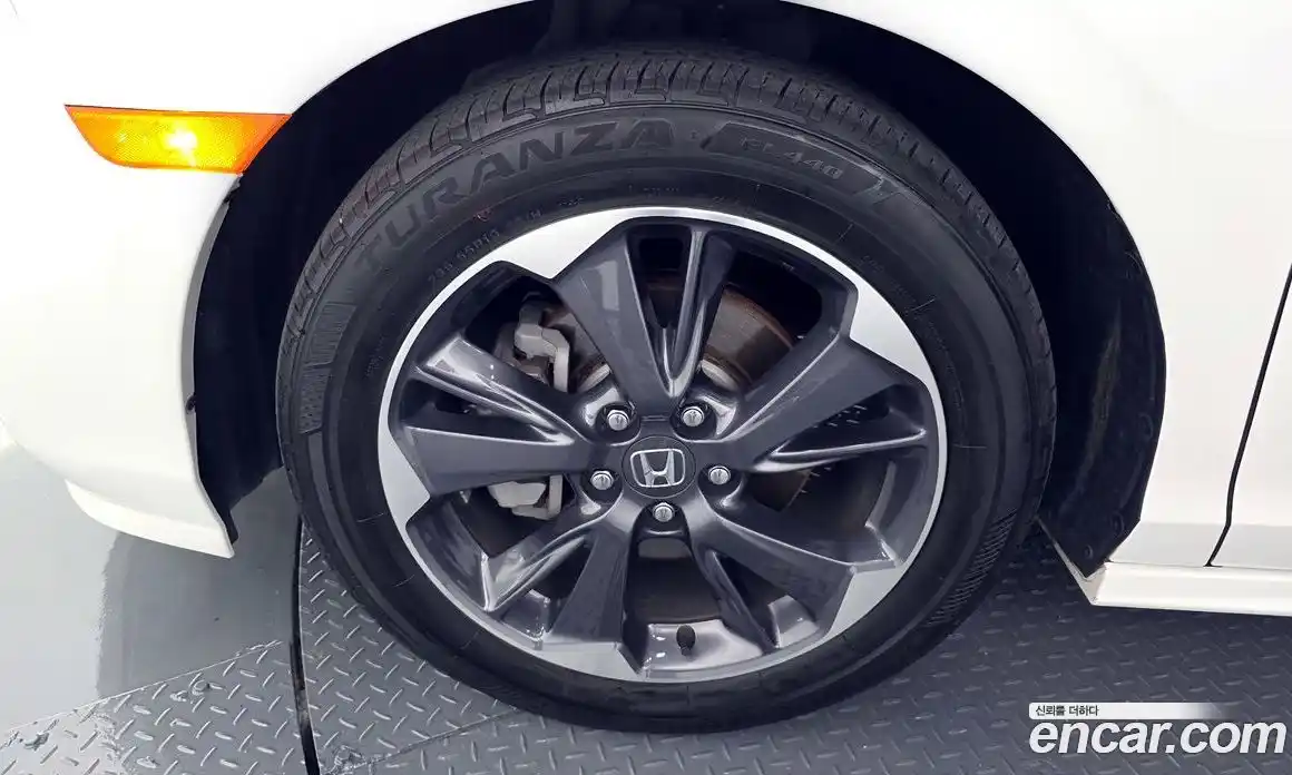 Honda Odyssey 2022 3.5 Автомат в Москве № 170443, фото 9