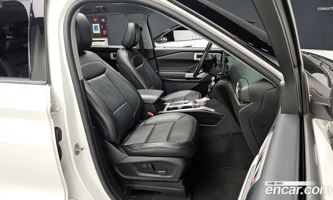 Ford Explorer 2022 2.3 Автомат в Москве № 170852, фото 18