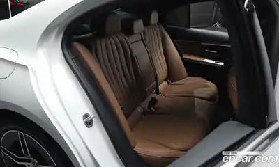 Mercedes-Benz E-Class 2024 2.0 Автомат в Москве № 177814, миниатюра 3