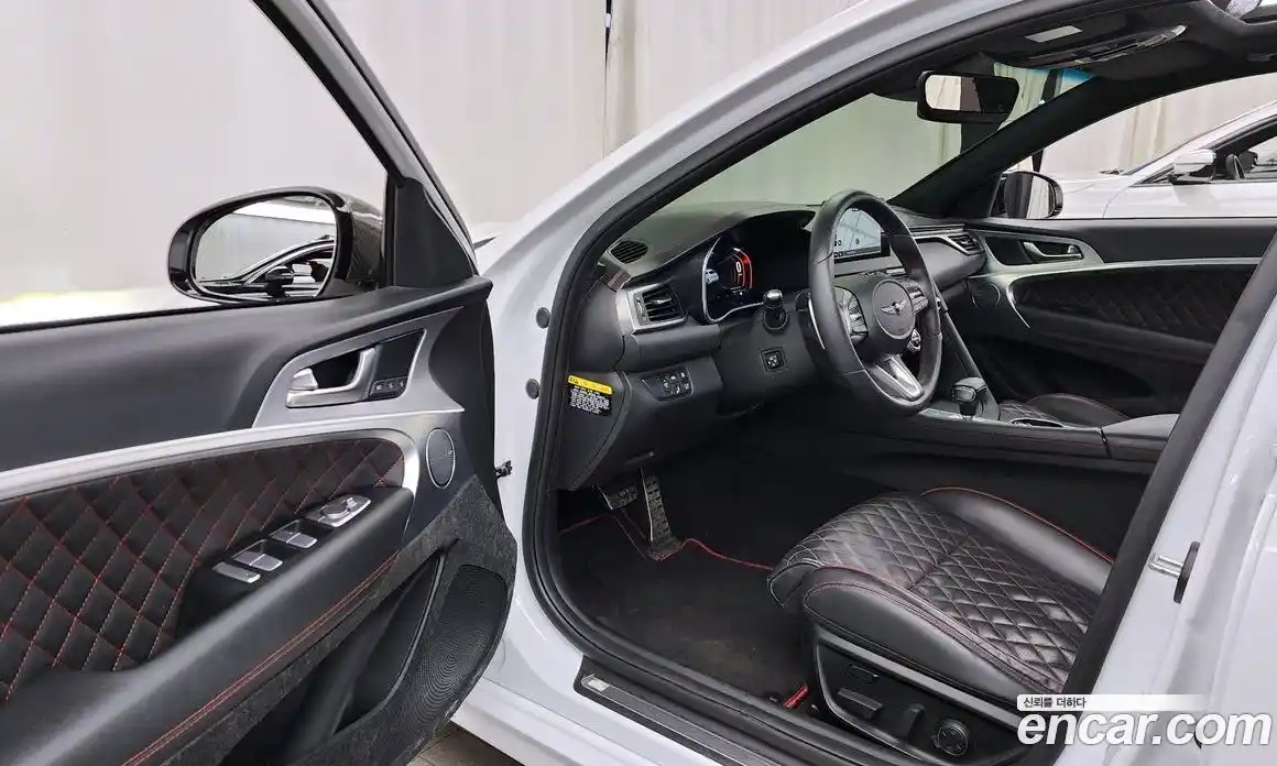 Genesis G70 2019 3.3 Автомат в Москве № 178479, фото 16