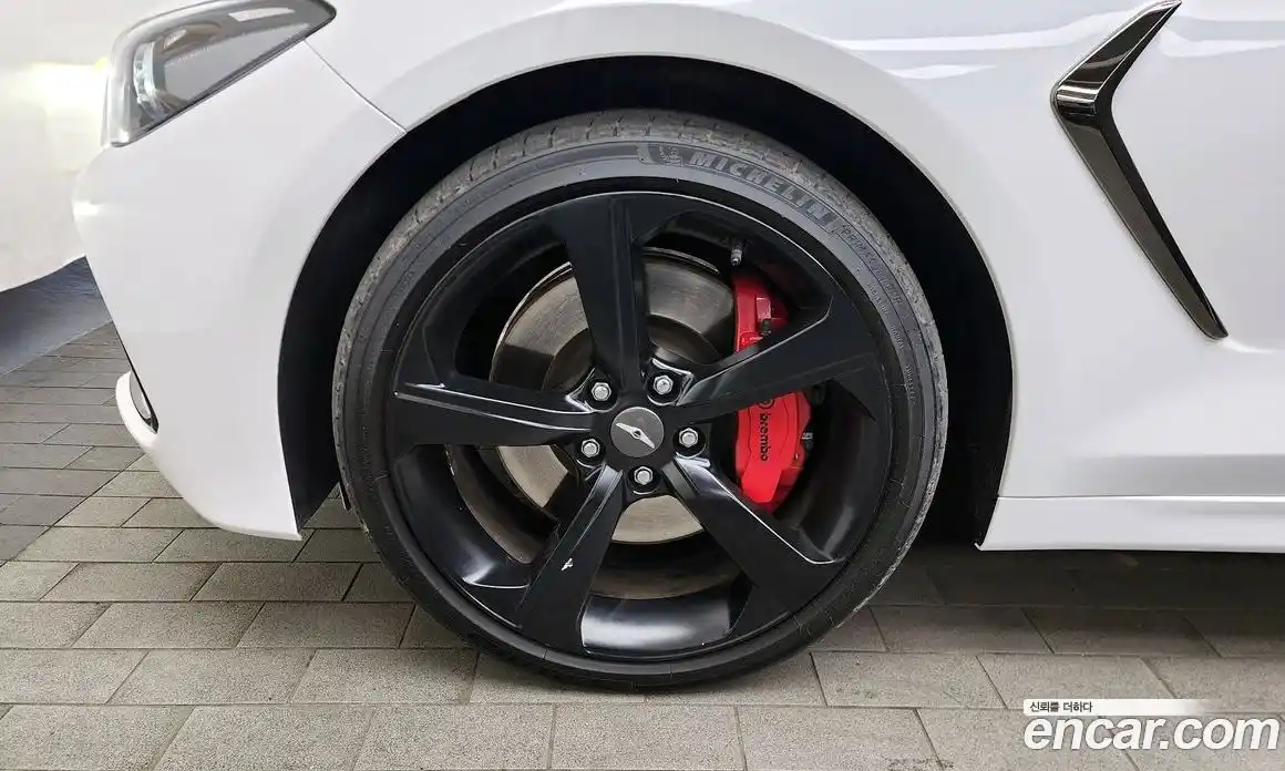 Genesis G70 2019 3.3 Автомат в Москве № 178479, фото 17