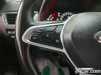 Renault XM3 2023 1.6 Автомат в Москве № 186037, миниатюра 3