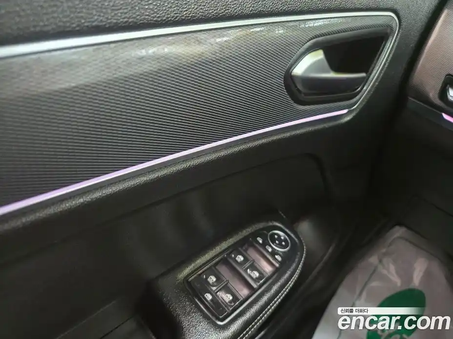 Renault XM3 2023 1.6 Автомат в Москве № 186037, фото 6