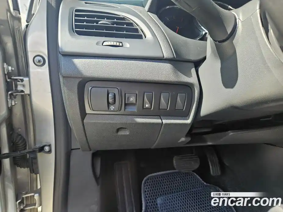 Renault SM3 2014 1.6 Автомат в Москве № 186339, фото 16