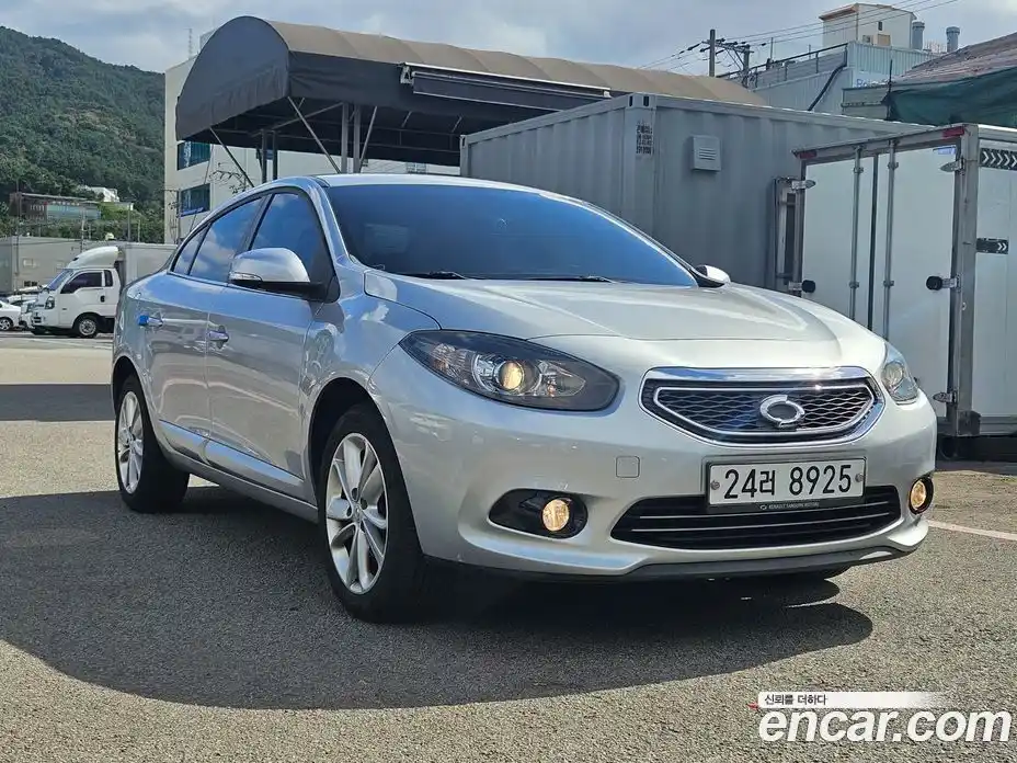 Renault SM3 2014 1.6 Автомат в Москве № 186339, фото 3