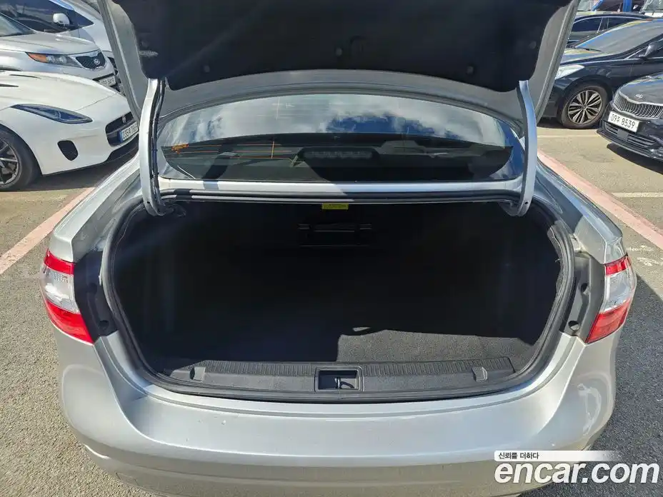 Renault SM3 2014 1.6 Автомат в Москве № 186339, фото 5