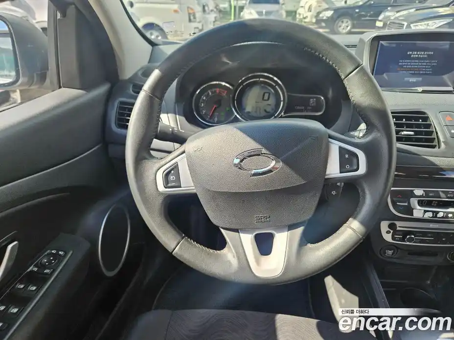 Renault SM3 2014 1.6 Автомат в Москве № 186339, фото 7